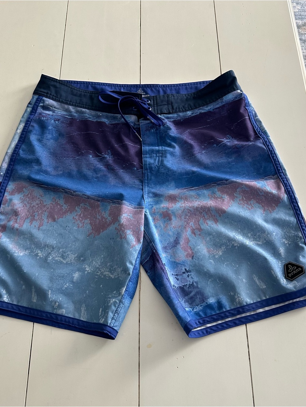Prana Men’s Blue Patterned Swim Trunks board shorts,size 34 waist, 8.5” inseam